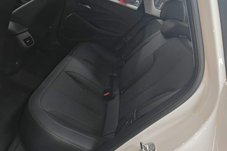 Used Buick Verano 2023 Pro Enjoyment Edition Left Rear Seat