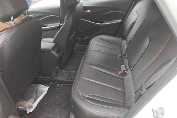 Used Buick Verano 2023 Pro GS Hunter Wind Edition Left Rear Seat