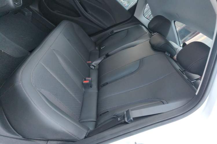 Used Buick Verano 2023 Pro Enjoyment Edition Left Rear Seat