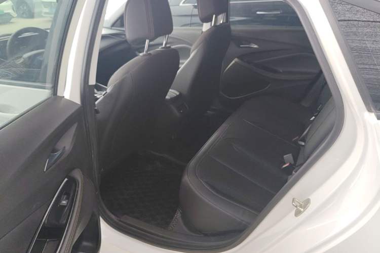 Used Buick Verano 2023 Pro Enjoyment Edition Left Rear Seat