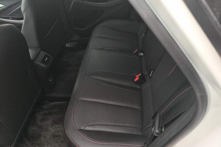Used Buick Verano 2023 Pro GS Hunter Wind Edition Left Rear Seat