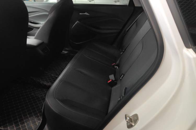 Used Buick Verano 2023 Pro Enjoyment Edition Left Rear Seat