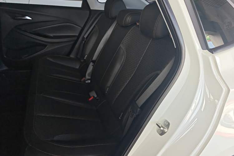 Used Buick Verano 2023 Pro Enjoyment Edition Left Rear Seat