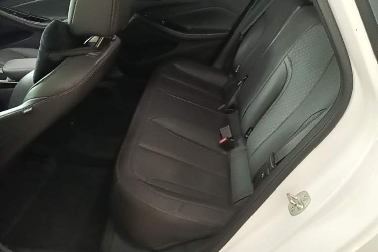 Used Buick Verano 2023 Pro GS Hunter Wind Edition Left Rear Seat