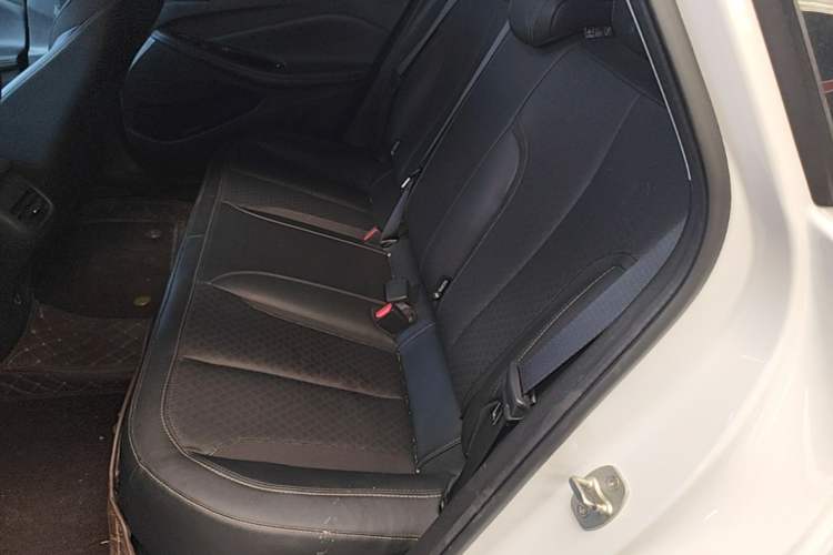 Used Buick Verano 2023 Pro Enjoyment Edition Left Rear Seat