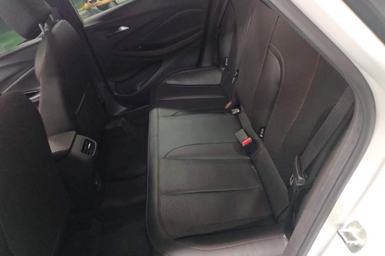 Used Buick Verano 2023 Pro GS Hunter Wind Edition Left Rear Seat