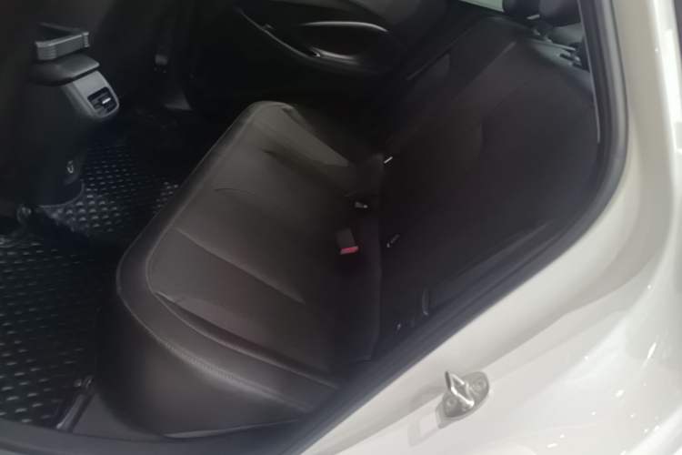 Used Buick Verano 2023 Pro Enjoyment Edition Left Rear Seat