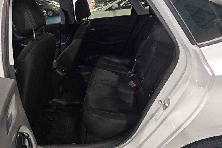Used Buick Verano 2023 Pro Enjoyment Edition Left Rear Seat