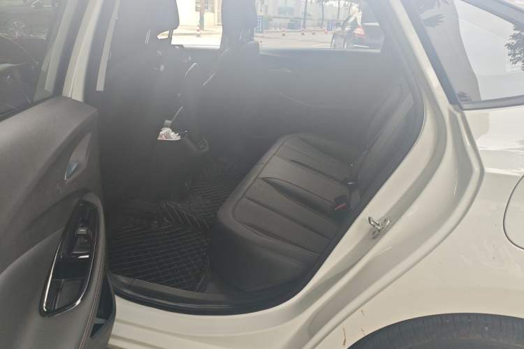 Used Buick Verano 2023 Pro Enjoyment Edition Left Rear Seat