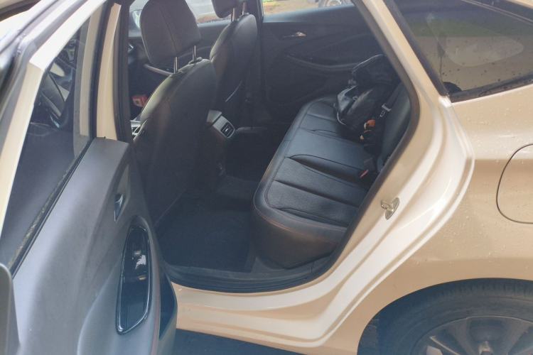 Used Buick Verano 2023 Pro GS Hunter Wind Edition Left Rear Seat