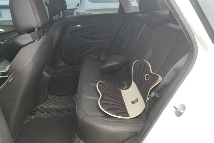 Used Buick Verano 2023 Pro Enjoyment Edition Left Rear Seat