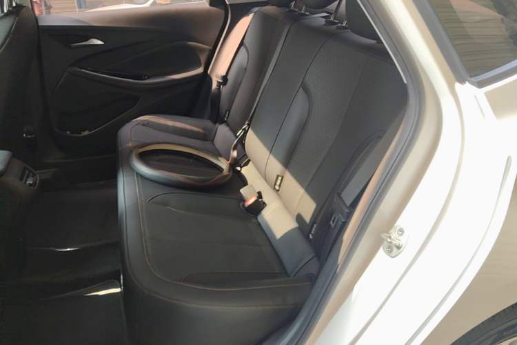 Used Buick Verano 2023 Pro Enjoyment Edition Left Rear Seat