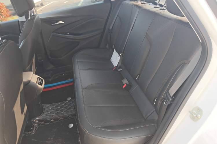 Used Buick Verano 2023 Pro Enjoyment Edition Left Rear Seat