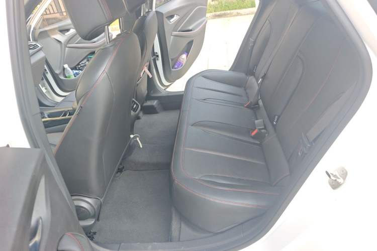 Used Buick Verano 2023 Pro GS Hunter Wind Edition Left Rear Seat