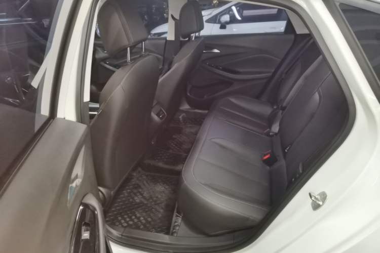 Used Buick Verano 2023 Pro Enjoyment Edition Left Rear Seat