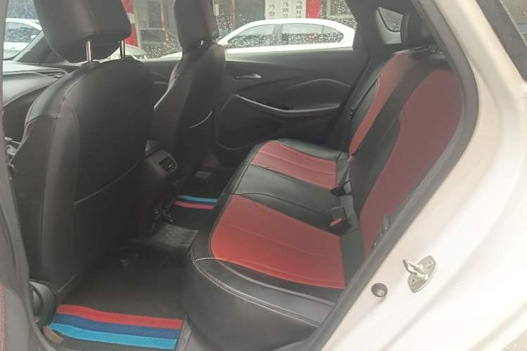Used Buick Verano 2023 Pro GS Hunter Wind Edition Left Rear Seat