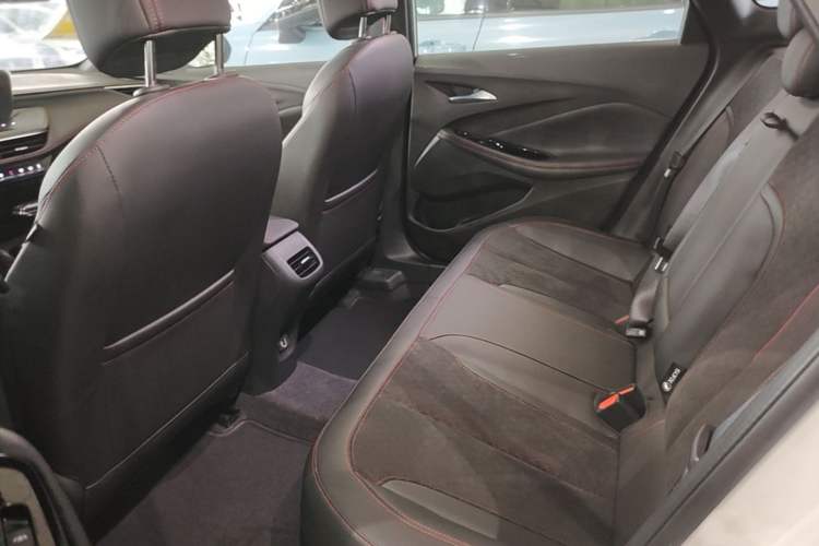 Used Buick Verano 2023 Pro GS Swift Edition Left Rear Seat