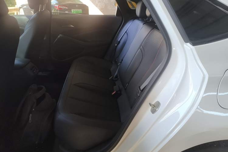 Used Buick Verano 2023 Pro GS Hunter Wind Edition Left Rear Seat