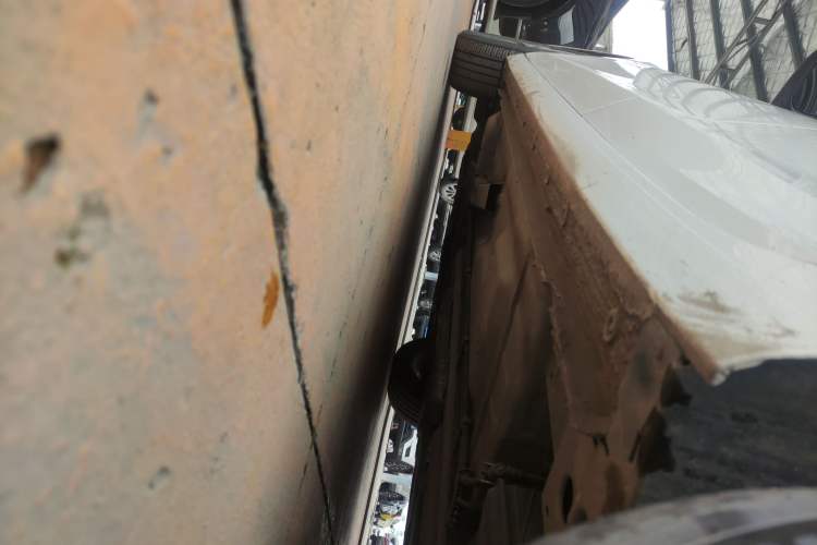 Used Buick Verano 2023 Pro Enjoyment Edition Left Side Sill