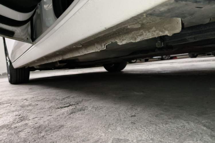 Used Buick Verano 2023 Pro GS Hunter Wind Edition Left Side Sill