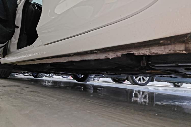 Used Buick Verano 2023 Pro Enjoyment Edition Left Side Sill