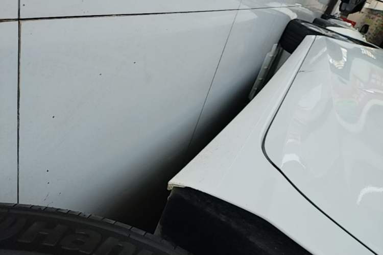 Used Buick Verano 2023 Pro Enjoyment Edition Left Side Sill