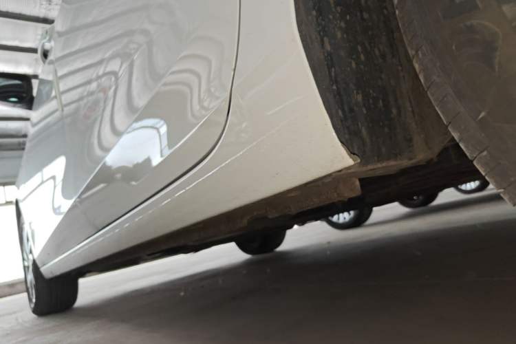 Used Buick Verano 2023 Pro Enjoyment Edition Left Side Sill