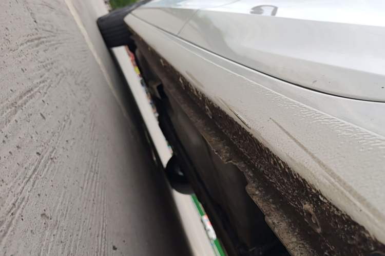 Used Buick Verano 2023 Pro GS Hunter Wind Edition Left Side Sill