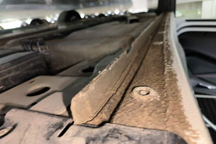 Used Buick Verano 2023 Pro GS Hunter Wind Edition Left Side Sill