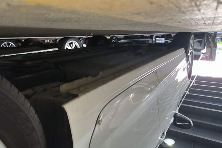 Used Buick Verano 2023 Pro Enjoyment Edition Left Side Sill