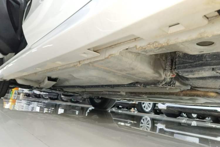Used Buick Verano 2023 Pro GS Swift Edition Left Side Sill