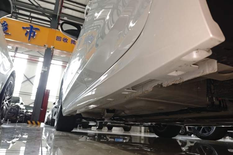 Used Buick Verano 2023 Pro GS Swift Edition Left Side Sill