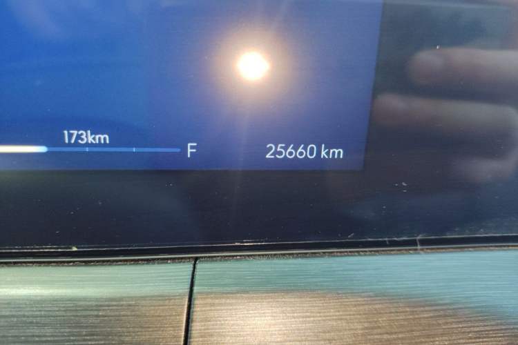 Used Buick Verano 2023 Pro GS Hunter Wind Edition Odometer Close Up