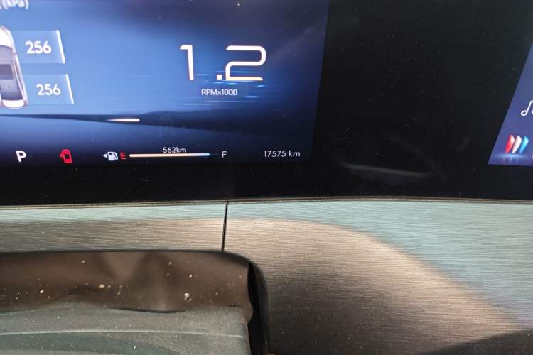 Used Buick Verano 2023 Pro GS Hunter Wind Edition Odometer Close Up