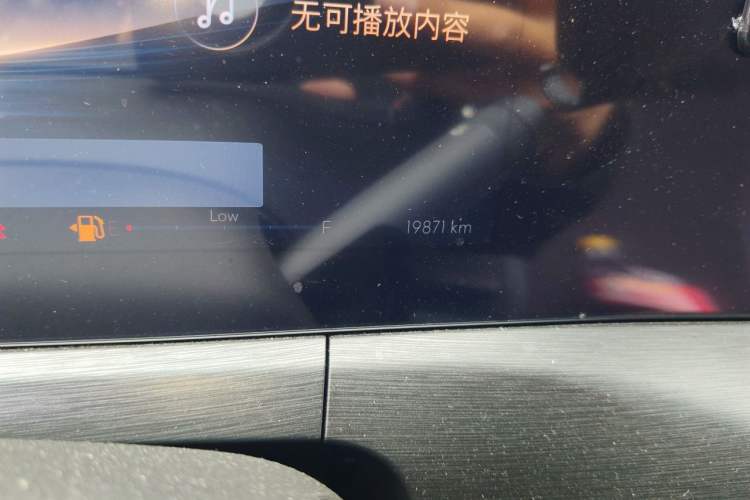 Used Buick Verano 2023 Pro GS Swift Edition Odometer Close Up
