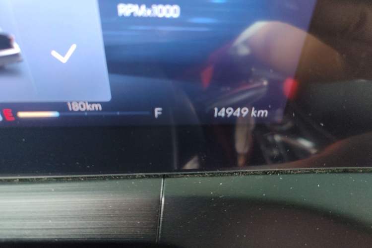 Used Buick Verano 2023 Pro Enjoyment Edition Odometer Close Up