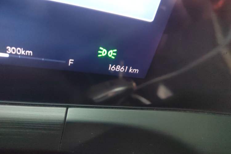 Used Buick Verano 2023 Pro Enjoyment Edition Odometer Close Up
