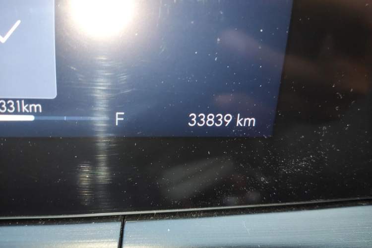 Used Buick Verano 2023 Pro Enjoyment Edition Odometer Close Up