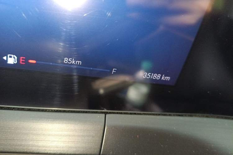 Used Buick Verano 2023 Pro Enjoyment Edition Odometer Close Up