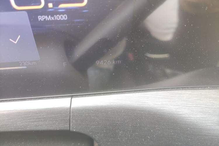 Used Buick Verano 2023 Pro GS Swift Edition Odometer Close Up