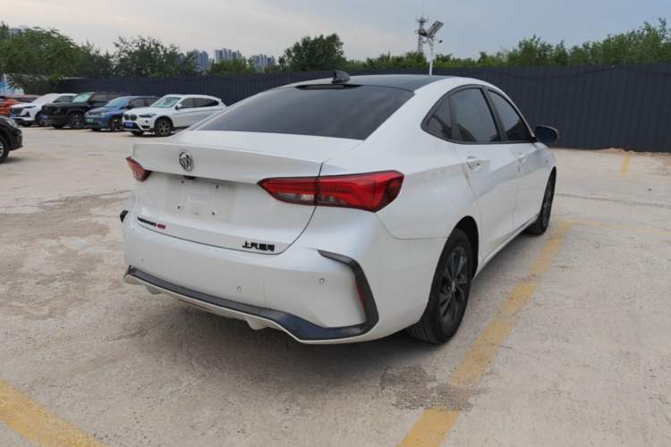 Used Buick Verano 2023 Pro GS Hunter Wind Edition Rear Right 45 Deg