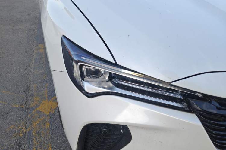 Used Buick Verano 2023 Pro GS Swift Edition Right Front Headlight