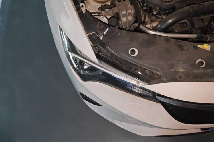 Used Buick Verano 2023 Pro Le Yi Edition Right Front Headlight