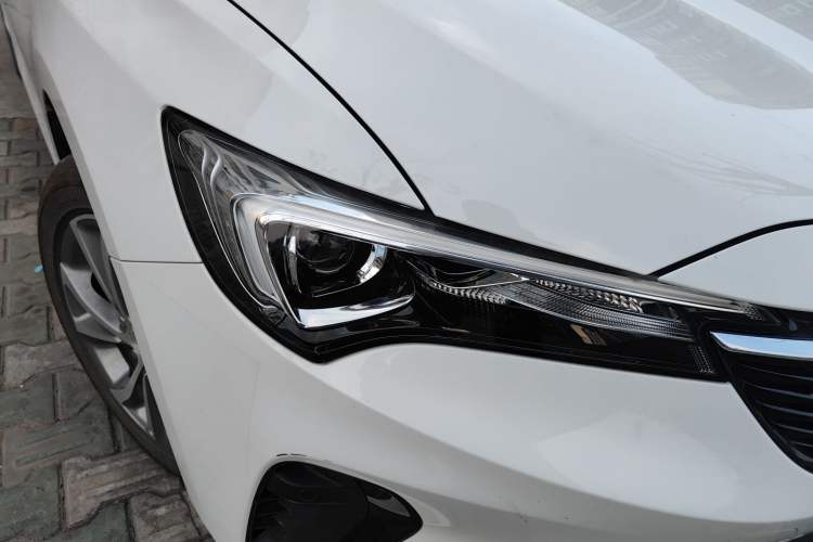 Used Buick Verano 2023 Pro Enjoyment Edition Right Front Headlight