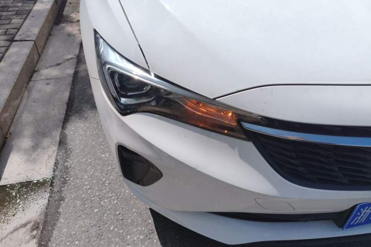 Used Buick Verano 2023 Pro Le Yi Edition Right Front Headlight