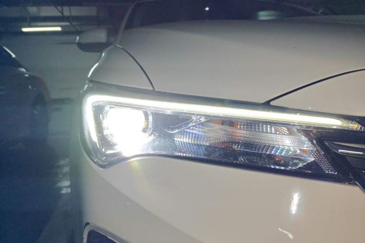 Used Buick Verano 2023 Pro Enjoyment Edition Right Front Headlight