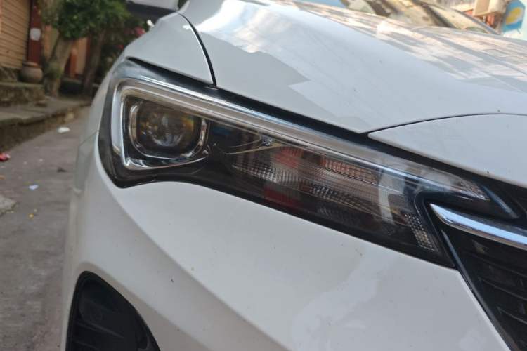Used Buick Verano 2023 Pro Enjoyment Edition Right Front Headlight