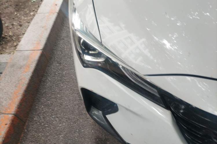 Used Buick Verano 2023 Pro GS Hunter Wind Edition Right Front Headlight