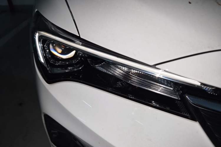 Used Buick Verano 2023 Pro Enjoyment Edition Right Front Headlight