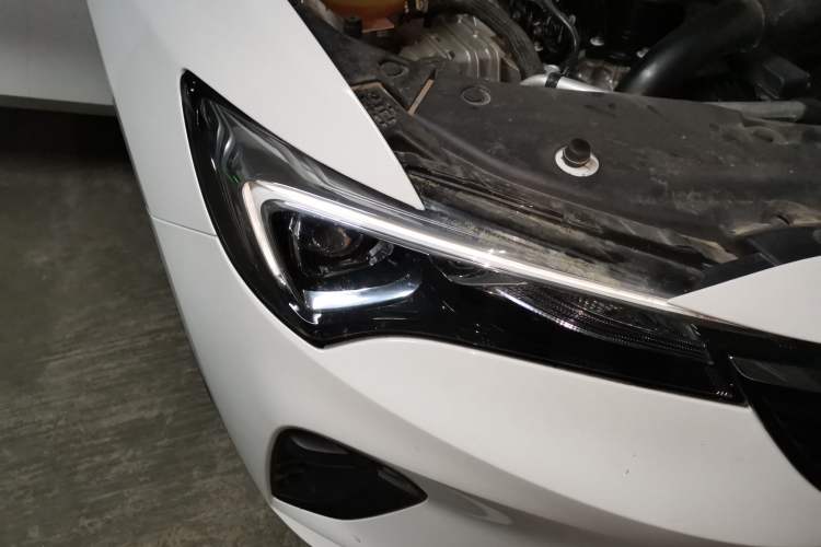 Used Buick Verano 2023 Pro Enjoyment Edition Right Front Headlight